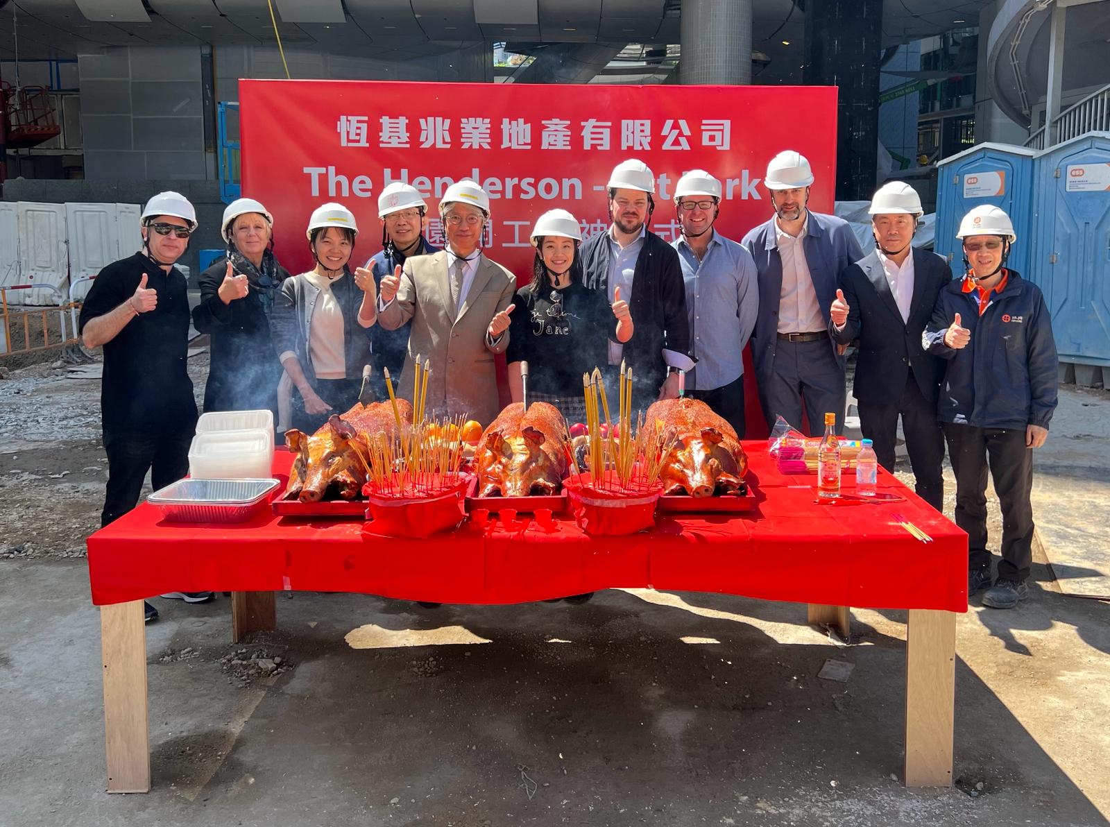 Public Topiary Garden In Hong Kong Modern Mint