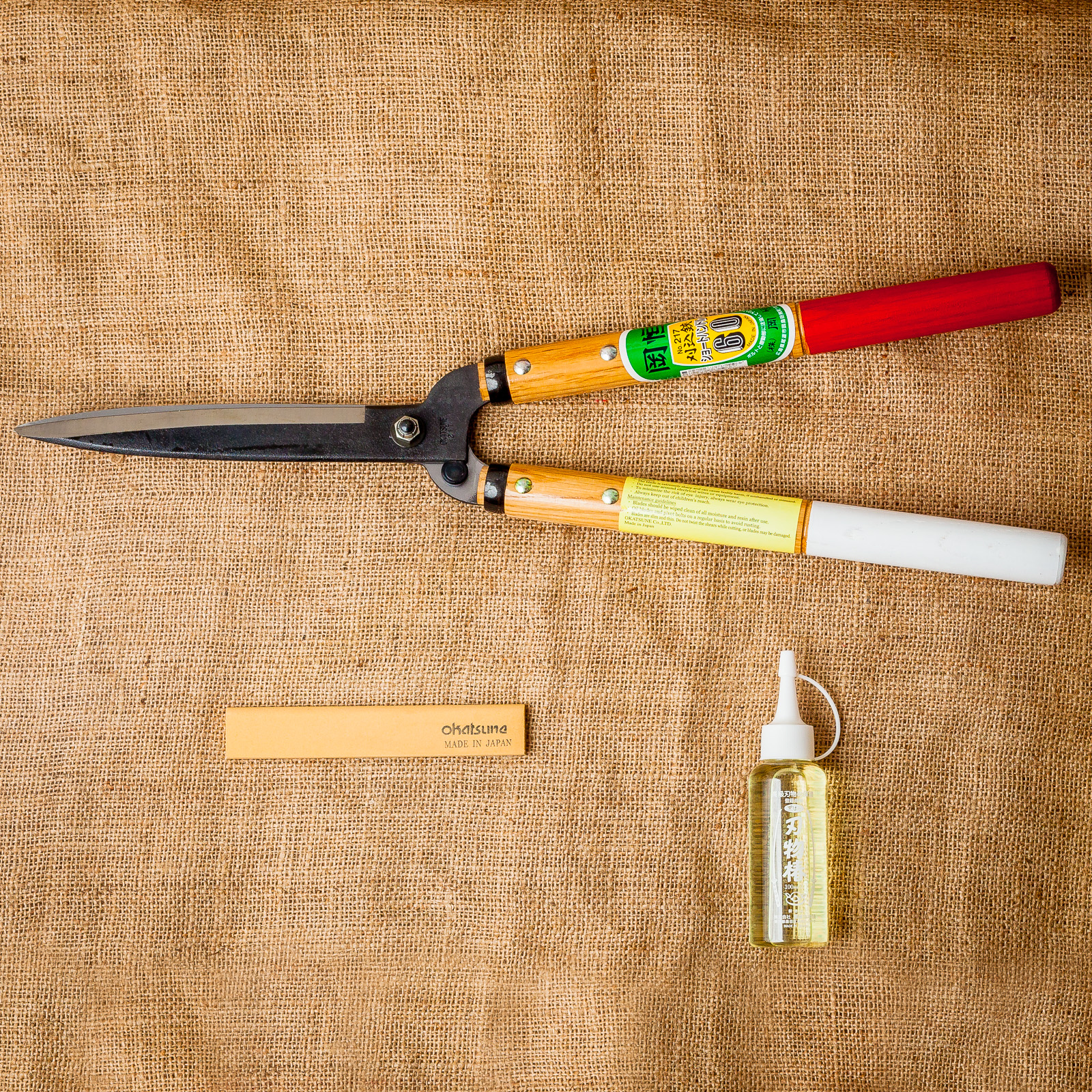 How to Sharpen Garden Shears